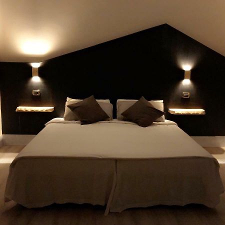 Hotel Paris Rome Bagian luar foto