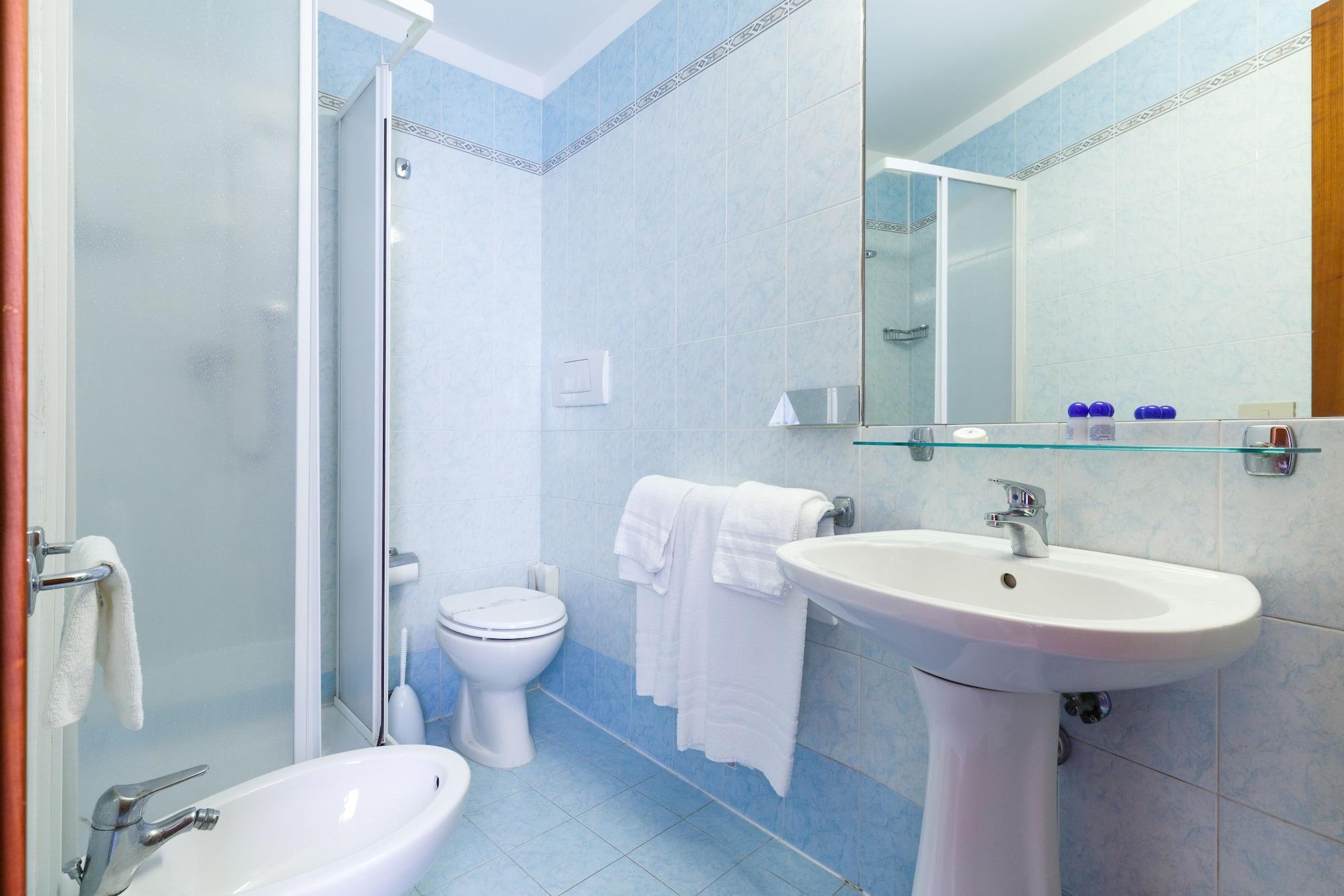 Hotel Paris Rome Bagian luar foto