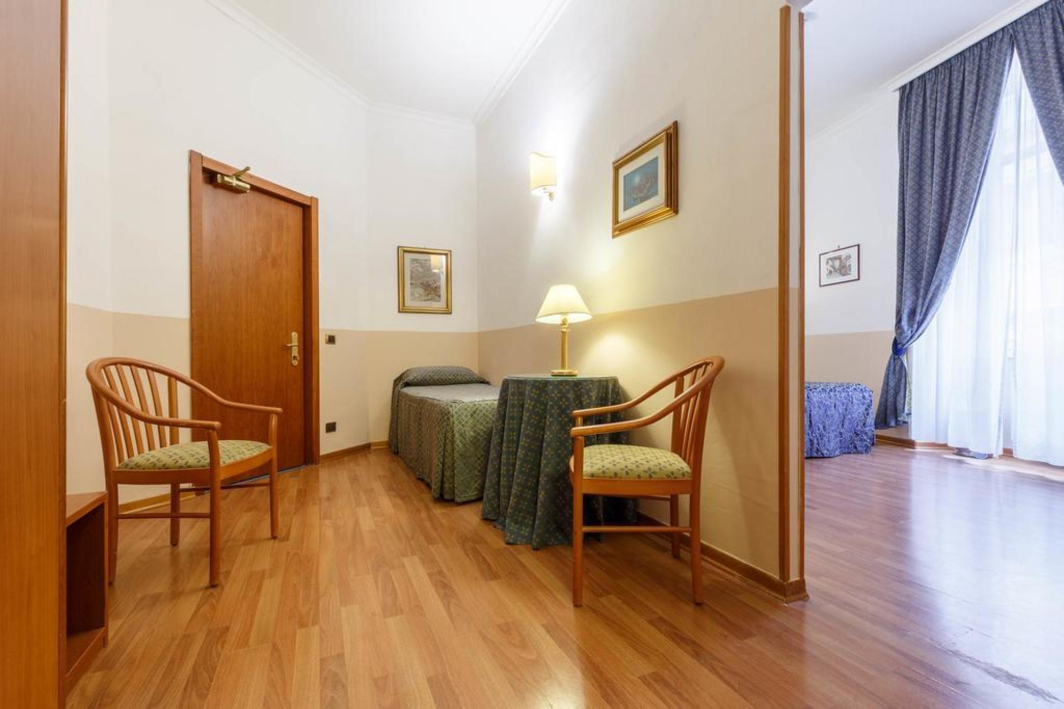 Hotel Paris Rome Bagian luar foto