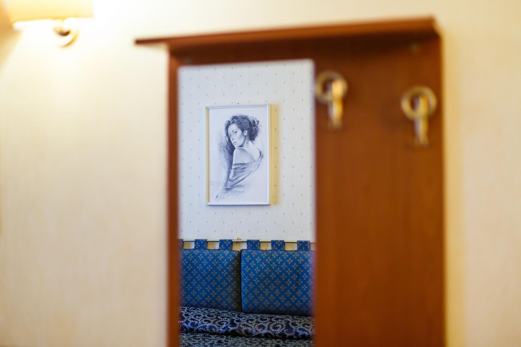 Hotel Paris Rome Bagian luar foto