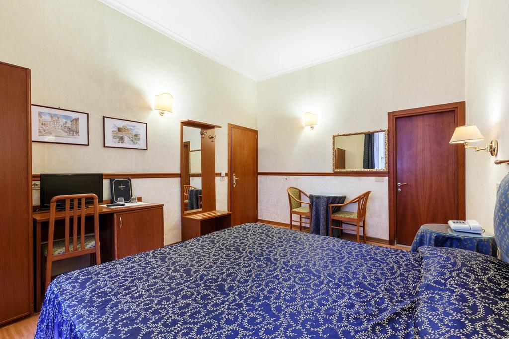 Hotel Paris Rome Bagian luar foto