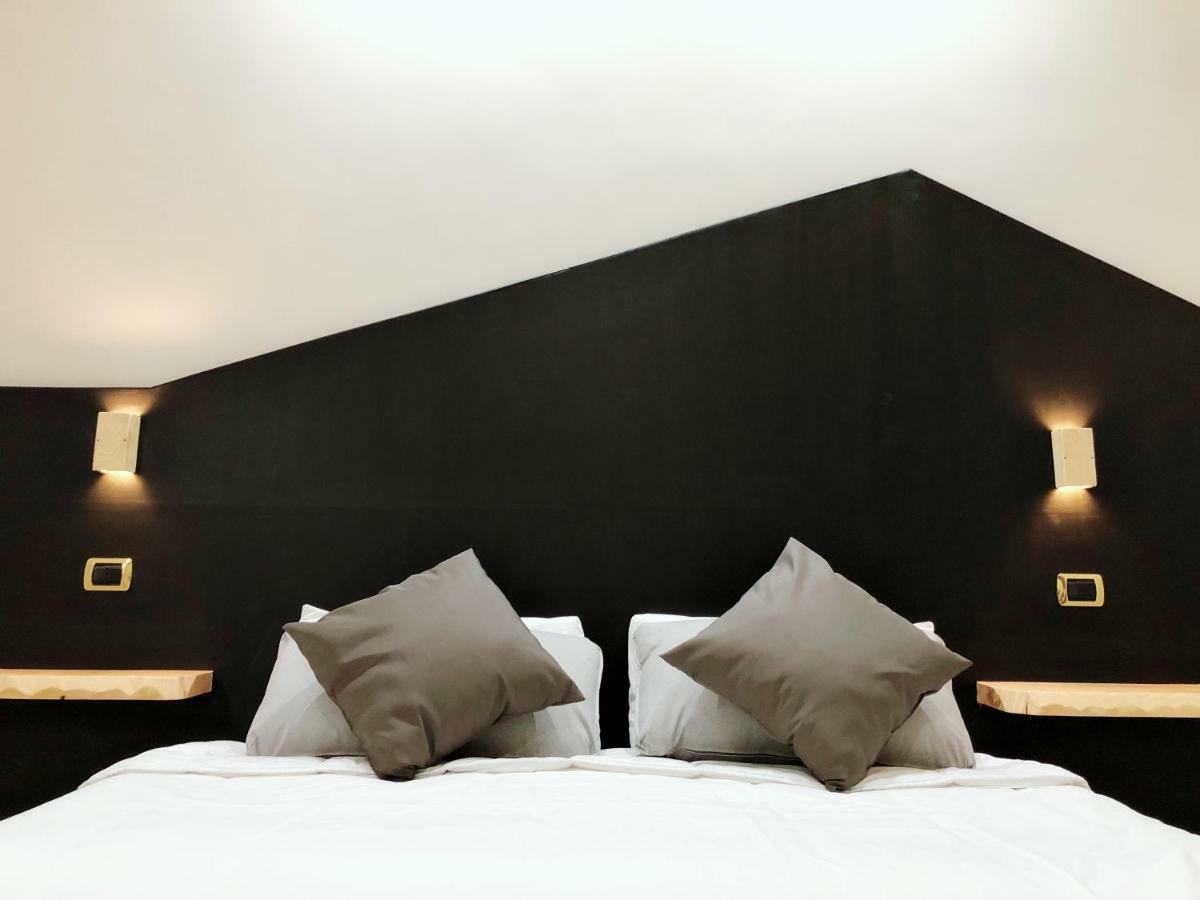 Hotel Paris Rome Bagian luar foto