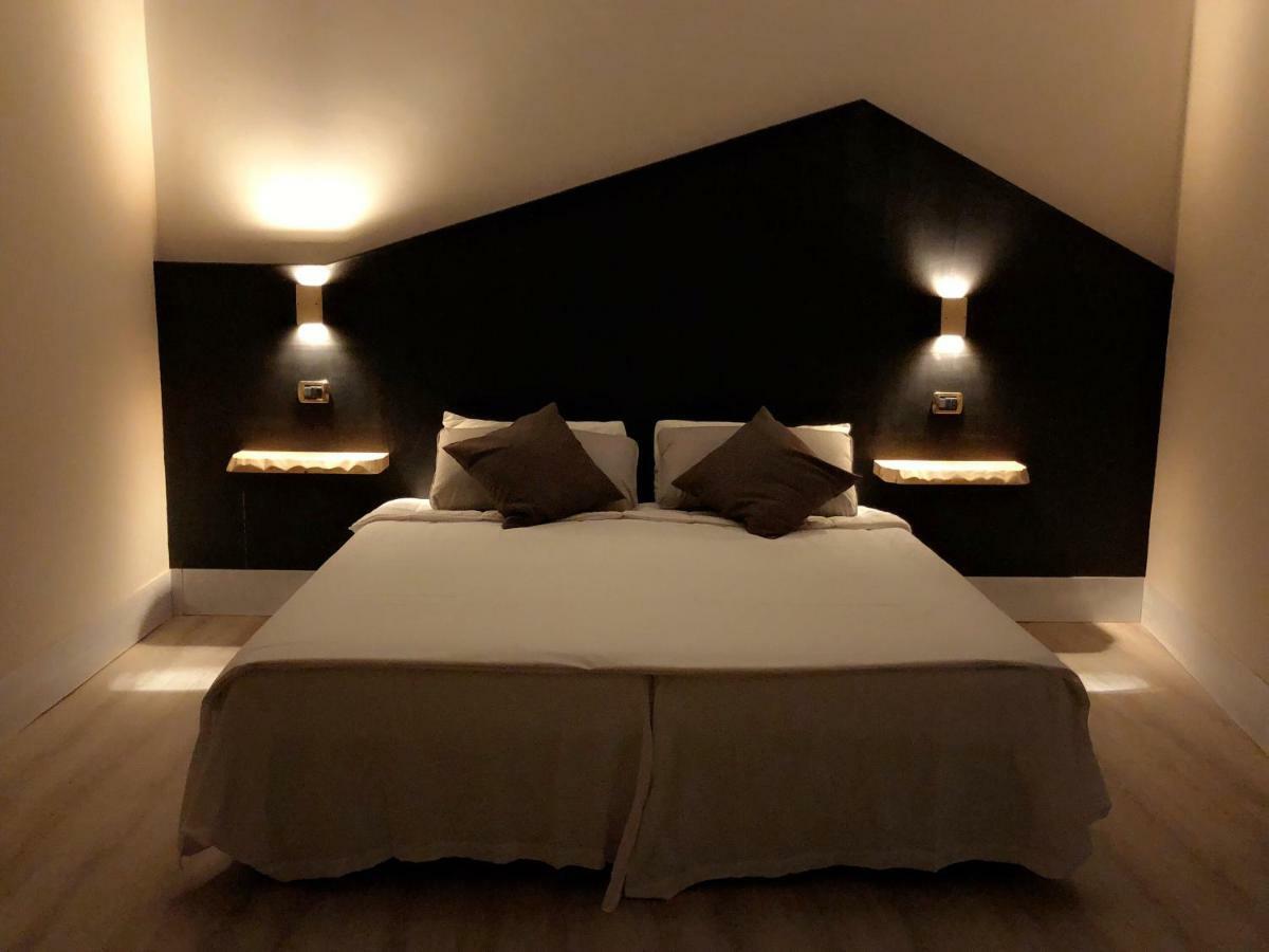 Hotel Paris Rome Bagian luar foto