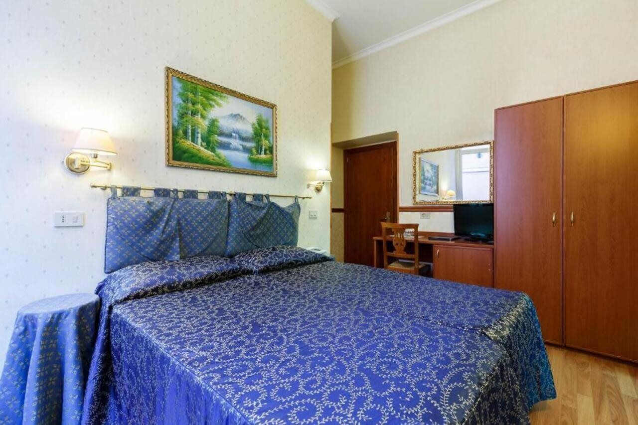 Hotel Paris Rome Bagian luar foto