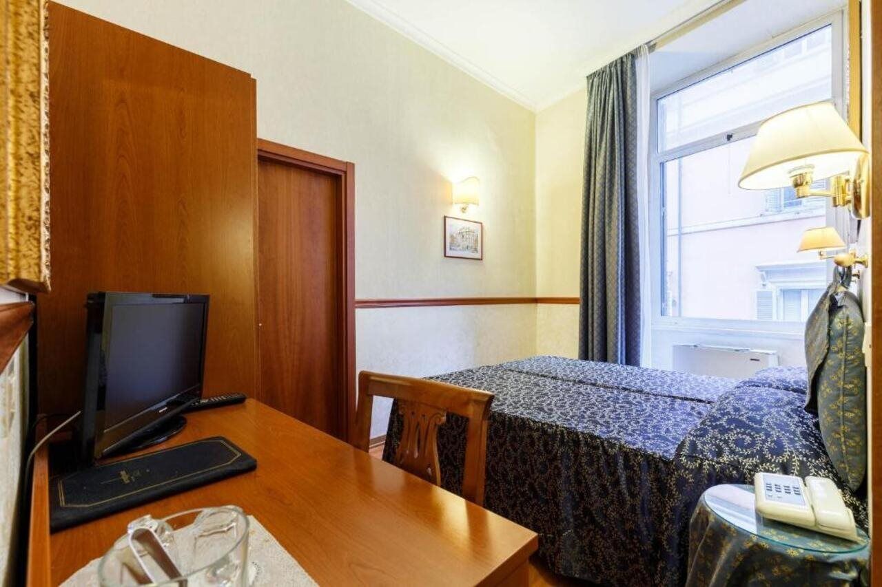 Hotel Paris Rome Bagian luar foto